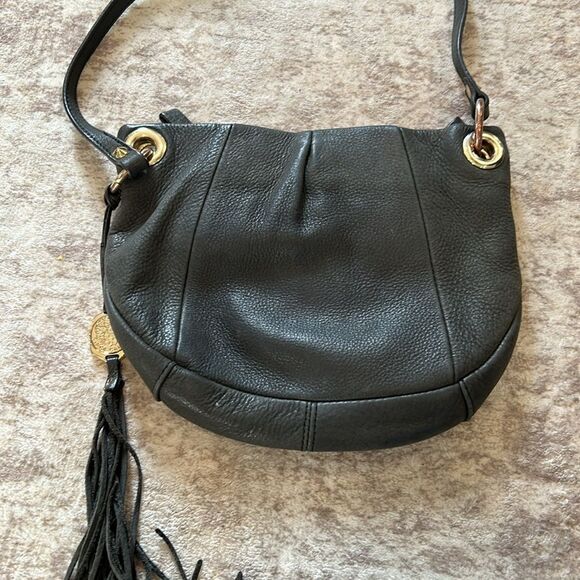 Vince Camuto Soft Grey Zip Front Crossbody Shoulder Handbag - Picture 3 of 6